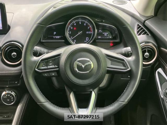 Mazda DEMIO 2019-07 8878309-13