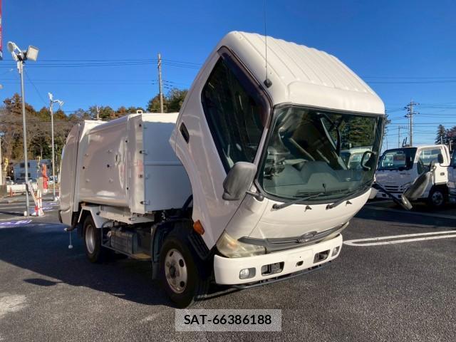 Hino DUTRO 2013-03 8876843-10