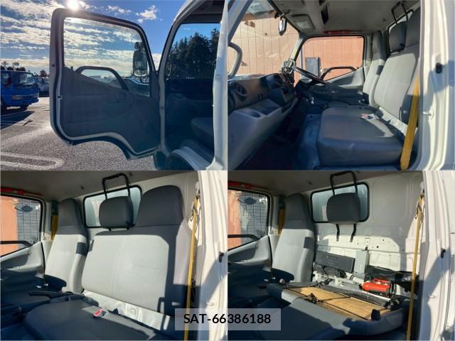 Hino DUTRO 2013-03 8876843-18