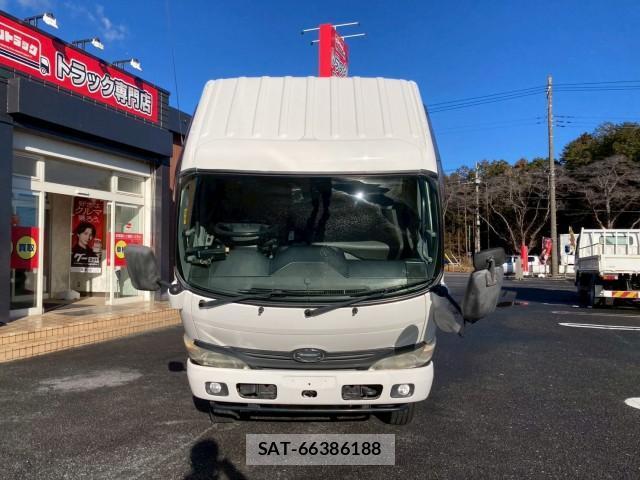 Hino DUTRO 2013-03 8876843-9