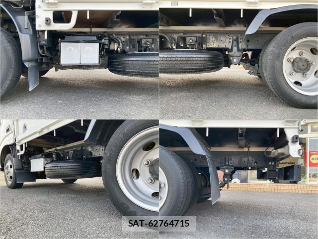 Hino DUTRO 2018-04 8876850-14