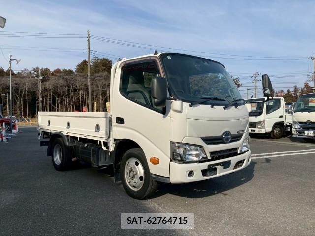 Hino DUTRO 2018-04 8876850-2