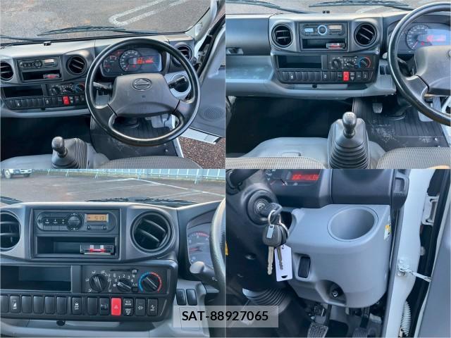 Hino DUTRO 2018-08 8876858-16
