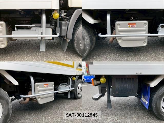 Hino DUTRO 2020-05 8876928-15
