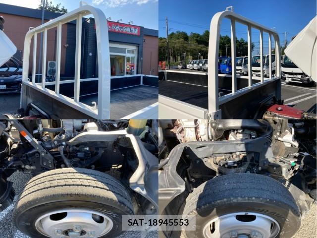Hino DUTRO 2019-08 8876979-13