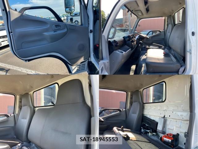Hino DUTRO 2019-08 8876979-18