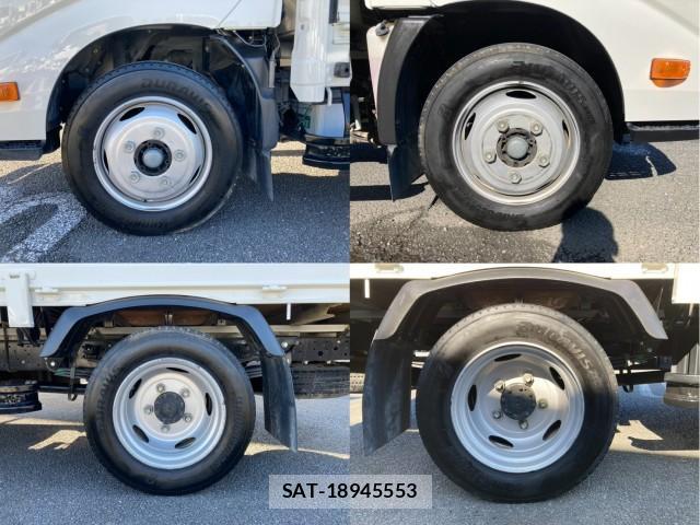 Hino DUTRO 2019-08 8876979-19