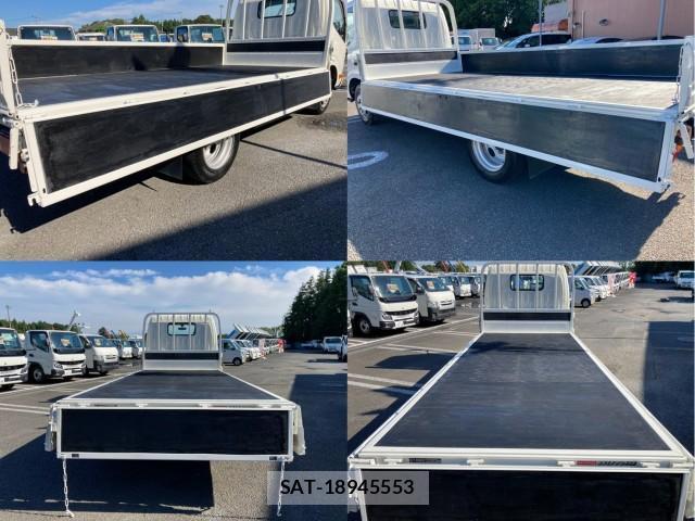 Hino DUTRO 2019-08 8876979-7
