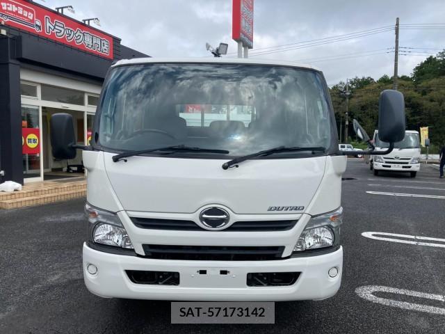 Hino DUTRO 2019-05 8876983-1
