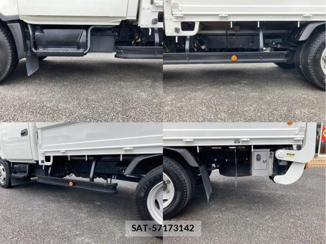 Hino DUTRO 2019-05 8876983-12