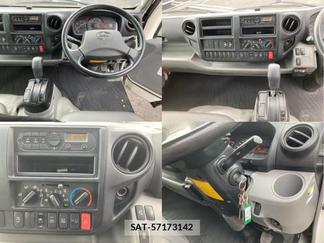 Hino DUTRO 2019-05 8876983-14