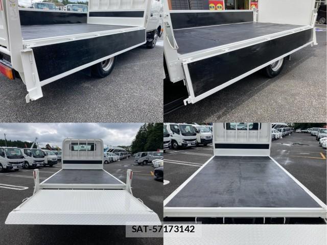 Hino DUTRO 2019-05 8876983-6
