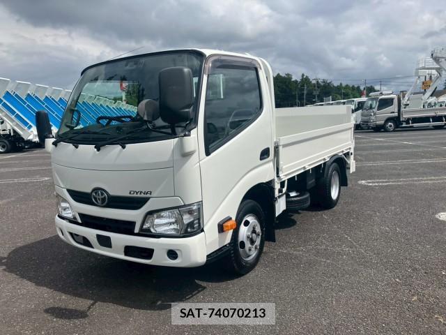 Toyota DYNA TRUCK 2018-01 8876885-0