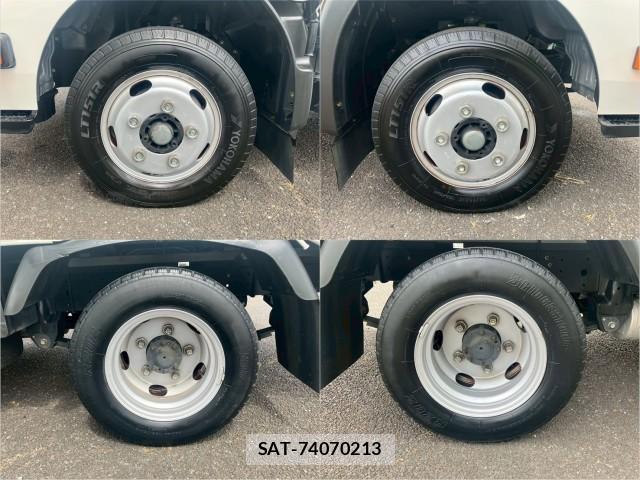 Toyota DYNA TRUCK 2018-01 8876885-19