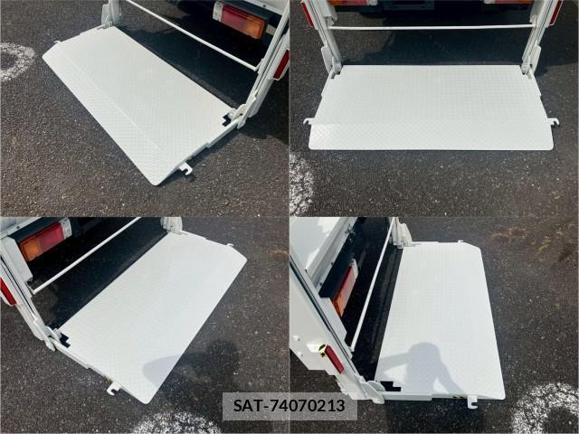 Toyota DYNA TRUCK 2018-01 8876885-7