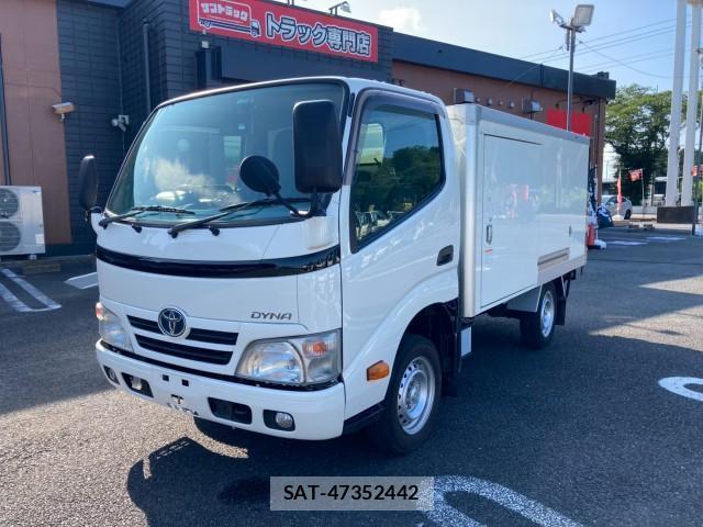 Toyota DYNA TRUCK 2016-03 8876940-0