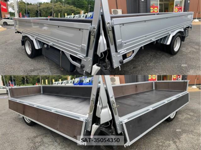 Toyota DYNA TRUCK 2015-09 8876982-6