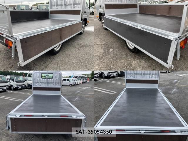 Toyota DYNA TRUCK 2015-09 8876982-7
