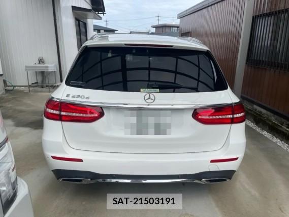 Mercedes Benz E-CLASS 2017-02 8877186-1