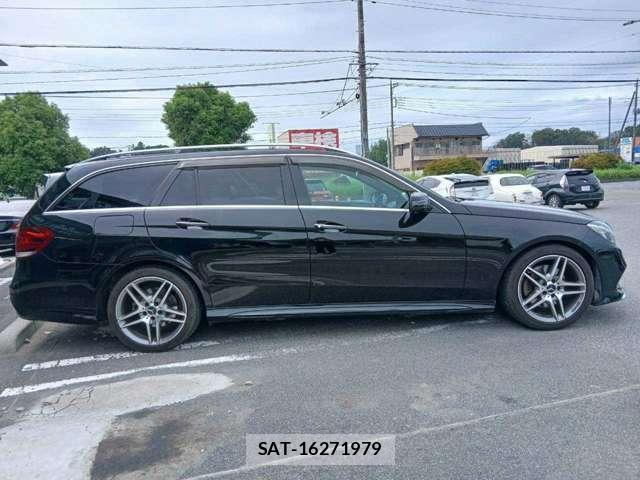 Mercedes Benz E-CLASS 2014-03 8877484-1