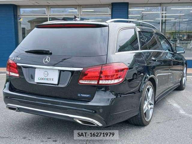 Mercedes Benz E-CLASS 2014-03 8877484-3