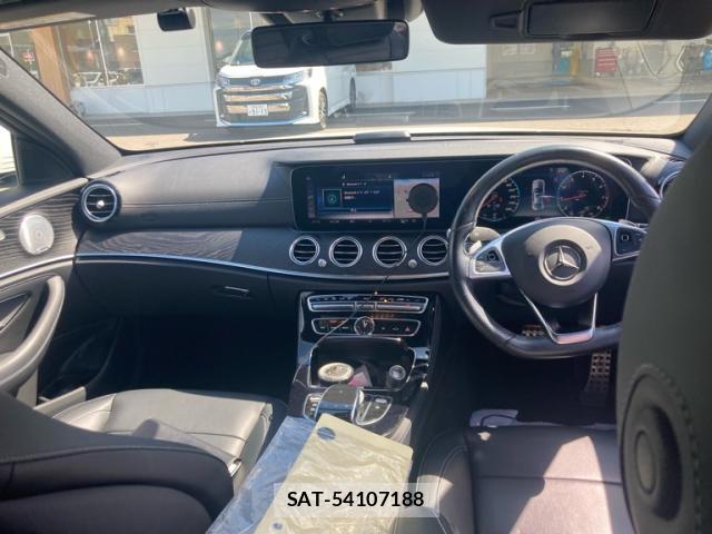 Mercedes Benz E-CLASS 2018-03 8876296-11