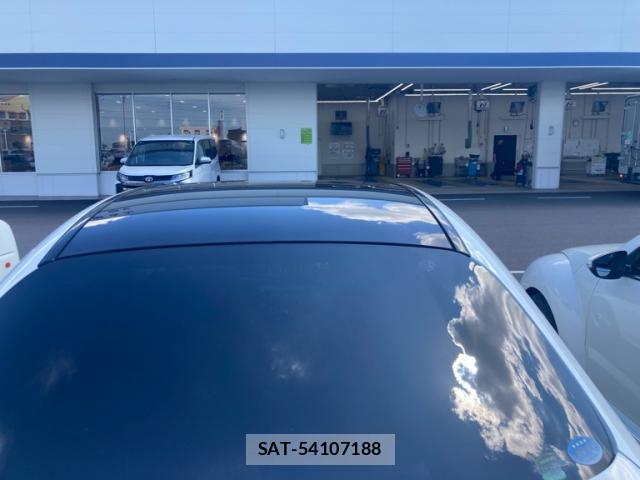 Mercedes Benz E-CLASS 2018-03 8876296-5