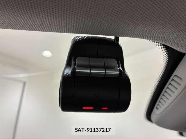 Mercedes Benz E-CLASS 2019-03 8877093-14