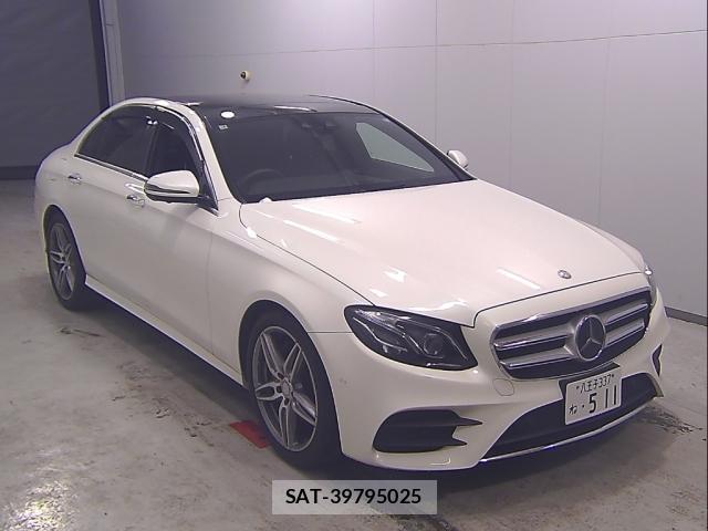 Mercedes Benz E-CLASS 2017-02 8877403-0