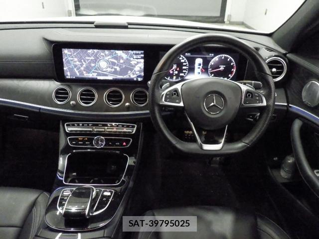 Mercedes Benz E-CLASS 2017-02 8877403-2