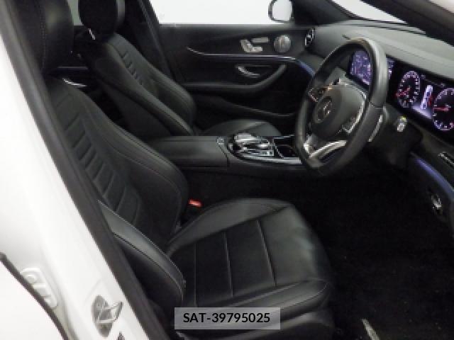Mercedes Benz E-CLASS 2017-02 8877403-3