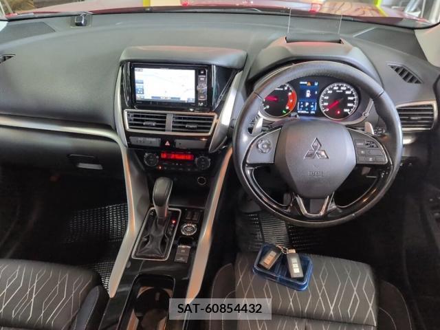 Mitsubishi ECLIPSE CROSS 2019-05 8877777-2