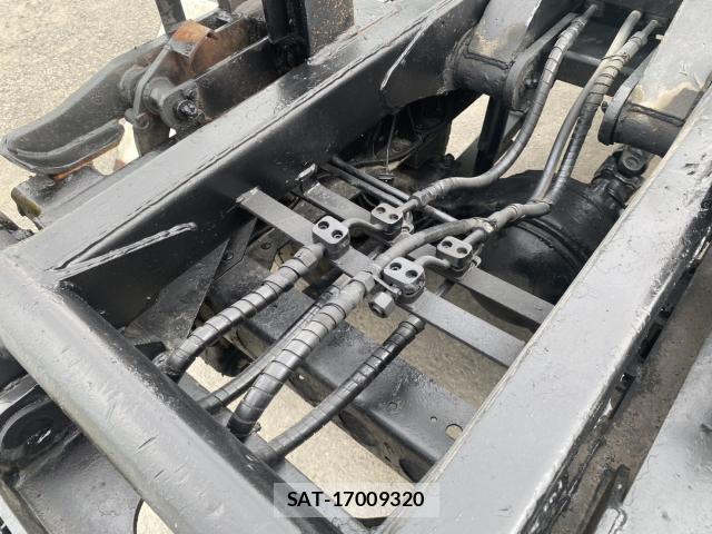 Isuzu ELF TRUCK 1997-01 8876525-18