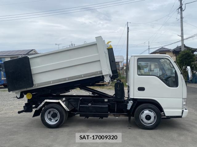 Isuzu ELF TRUCK 1997-01 8876525-4