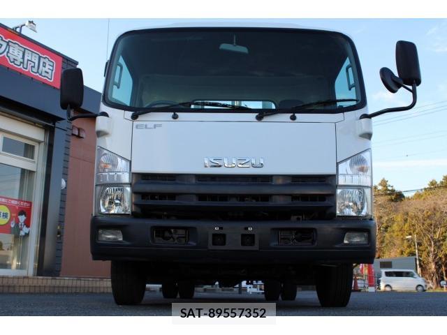 Isuzu ELF TRUCK 2011-02 8876814-1
