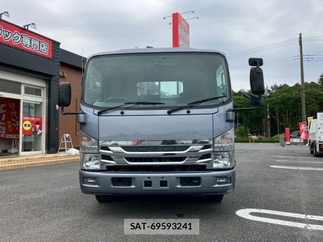 Isuzu ELF TRUCK 2016-03 8876815-1