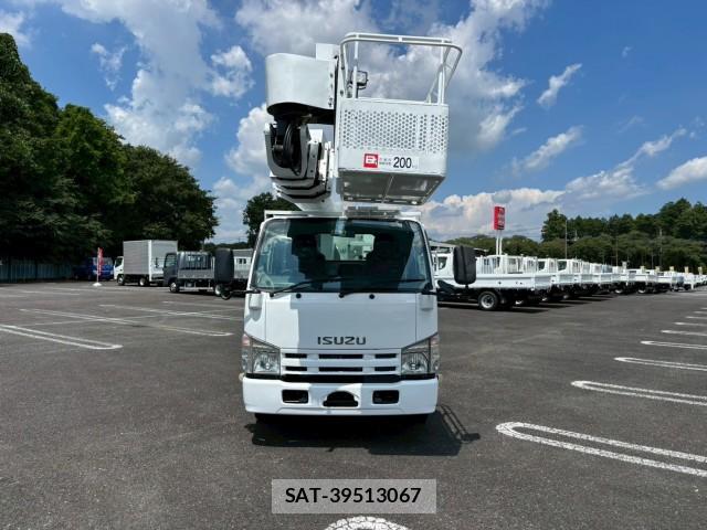 Isuzu ELF TRUCK 2011-12 8876818-1