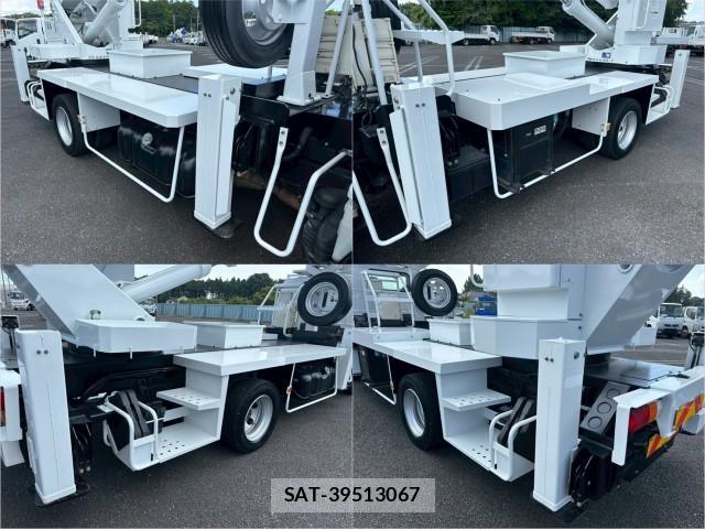 Isuzu ELF TRUCK 2011-12 8876818-4