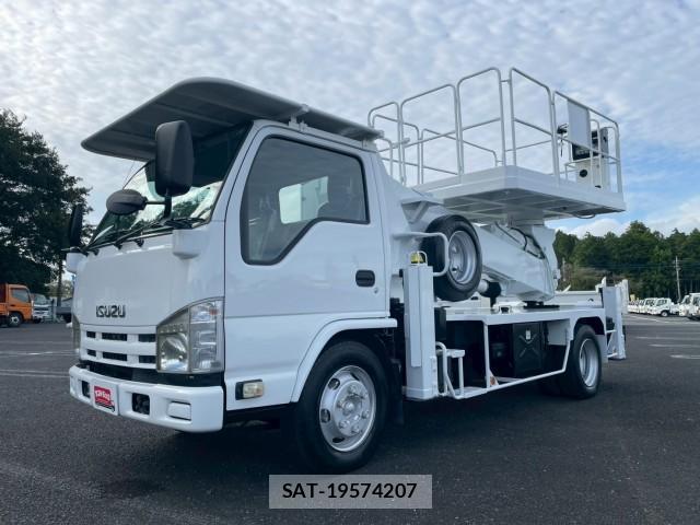 Isuzu ELF TRUCK 2011-05 8876819-0