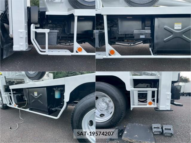 Isuzu ELF TRUCK 2011-05 8876819-14