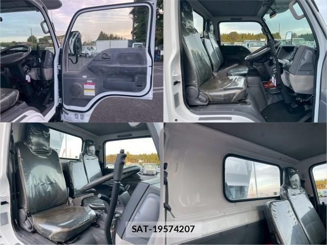 Isuzu ELF TRUCK 2011-05 8876819-17