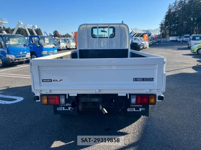 Isuzu ELF TRUCK 2016-10 8876838-4
