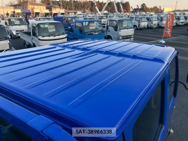 Isuzu ELF TRUCK 2018-11 8876847-10
