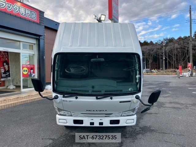 Isuzu ELF TRUCK 2019-04 8876854-9