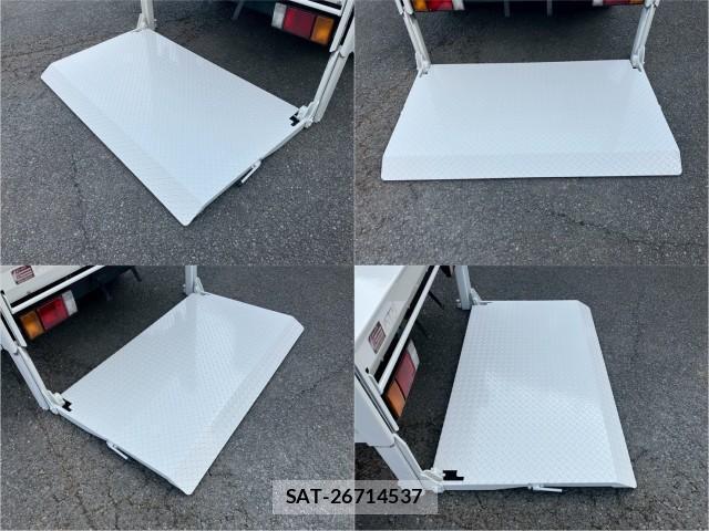 Isuzu ELF TRUCK 2014-03 8876868-7