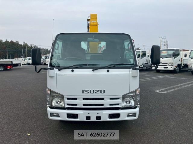 Isuzu ELF TRUCK 2012-11 8876870-1