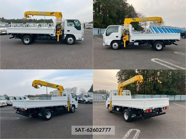 Isuzu ELF TRUCK 2012-11 8876870-3