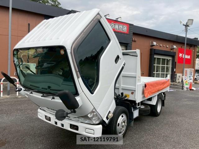 Isuzu ELF TRUCK 2016-10 8876924-8