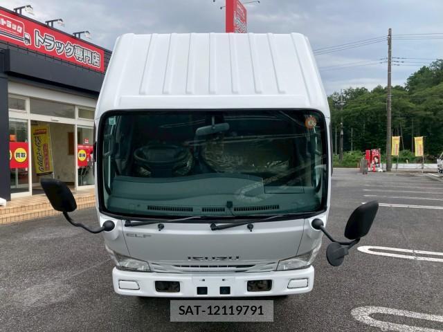 Isuzu ELF TRUCK 2016-10 8876924-9