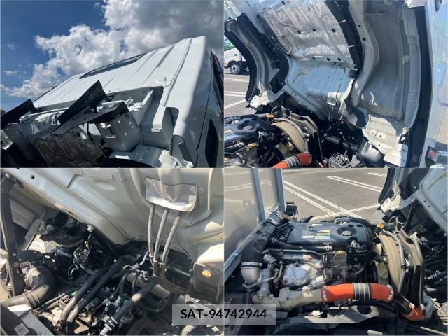 Isuzu ELF TRUCK 2017-10 8876947-12